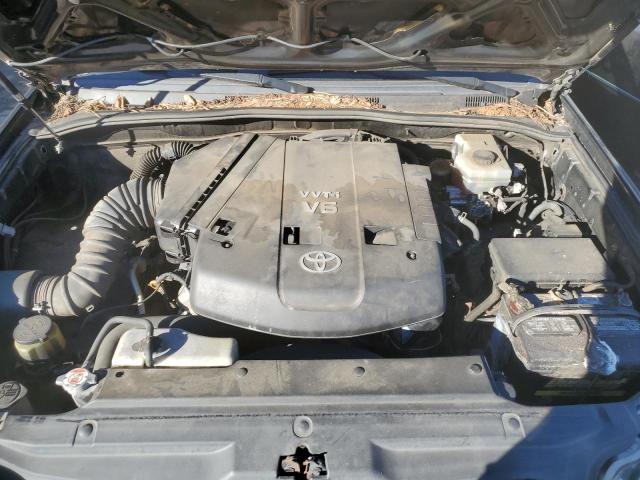 Photo 12 from auction – 2004 TOYOTA 4RUNNER SR with VIN JTEZU14R740042502