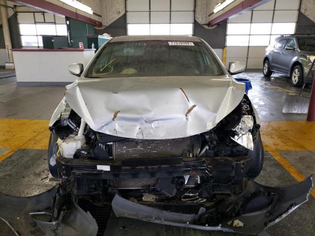 Photo 5 from auction – 2012 HYUNDAI ELANTRA GL with VIN 5NPDH4AE2CH100197