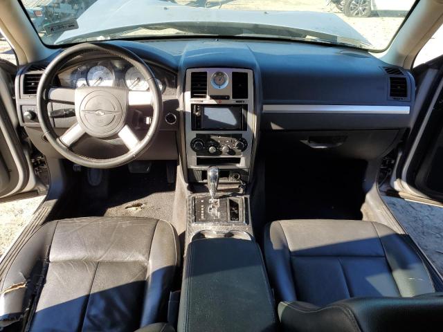 Photo 8 from auction – 2010 CHRYSLER 300 TOURIN with VIN 2C3CA5CV1AH232235