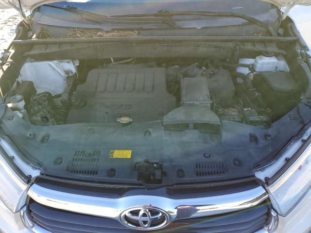 Photo 12 from auction – 2014 TOYOTA HIGHLANDER with VIN 5TDJKRFH4ES028209