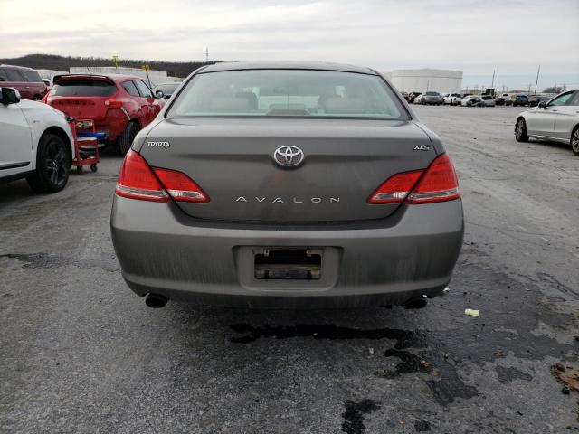 Photo 6 from auction – 2005 TOYOTA AVALON XL with VIN 4T1BK36B65U020147