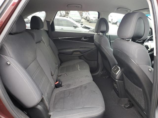 Photo 11 from auction – 2016 KIA SORENTO LX with VIN 5XYPG4A37GG126077