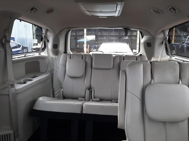 Photo 10 from auction – 2011 CHRYSLER TOWN & COU with VIN 2A4RR6DG1BR749514