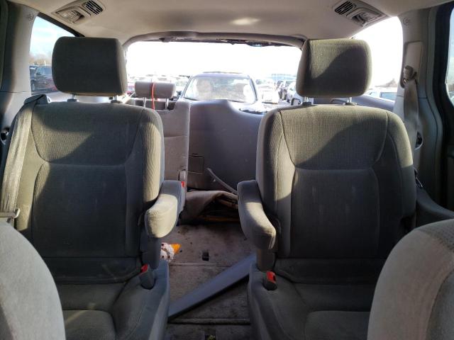 Photo 11 from auction – 2005 TOYOTA SIENNA CE with VIN 5TDZA23C05S382122
