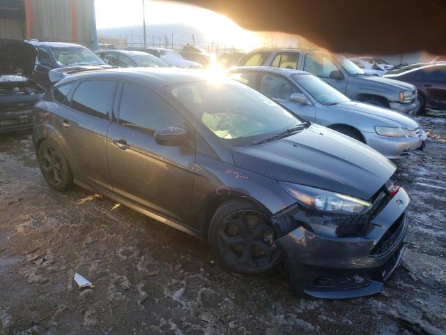 Photo 4 from auction – 2017 FORD FOCUS ST with VIN 1FADP3L91HL210762