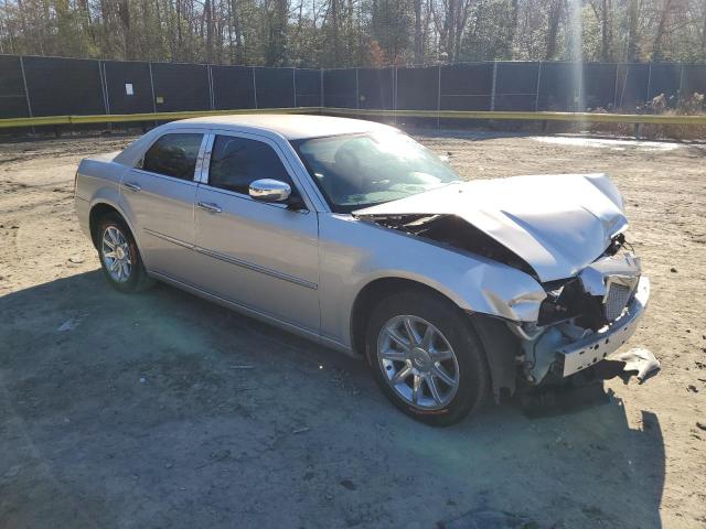 Photo 4 from auction – 2010 CHRYSLER 300 TOURIN with VIN 2C3CA5CV1AH232235