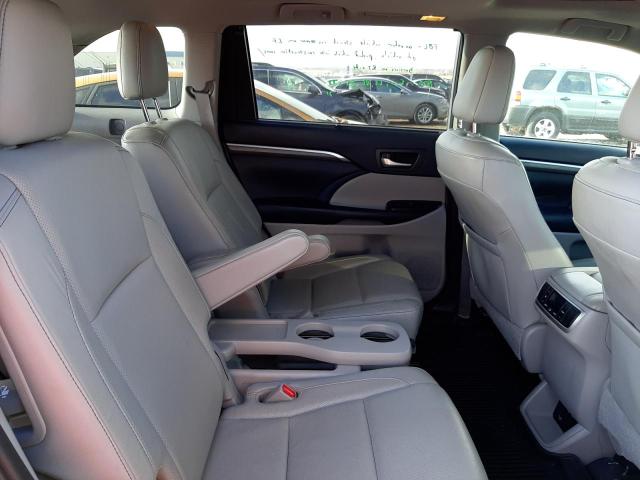 Photo 11 from auction – 2019 TOYOTA HIGHLANDER with VIN 5TDDZRFH9KS969837