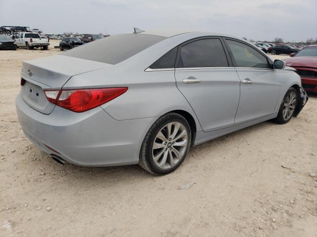 Photo 3 from auction – 2013 HYUNDAI SONATA SE with VIN 5NPEC4AC4DH516819