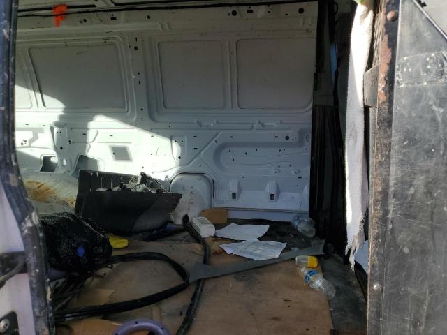 Photo 10 from auction – 2000 FORD ECONOLINE with VIN 1FTRE14W5YHA50659