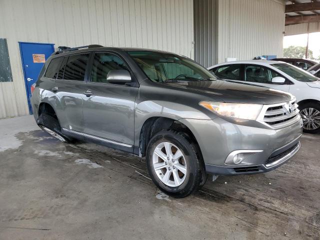 Photo 4 from auction – 2011 TOYOTA HIGHLANDER with VIN 5TDZK3EH8BS033054