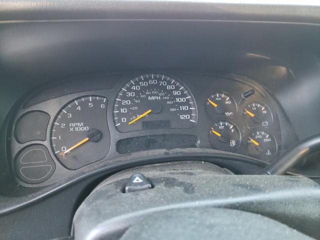 Photo 9 from auction – 2005 CHEVROLET SILVERADO with VIN 1GCEC19XX5Z329147