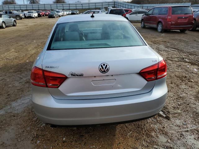 Photo 6 from auction – 2015 VOLKSWAGEN PASSAT S with VIN 1VWAT7A30FC099615
