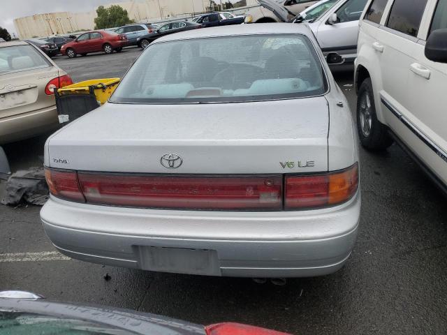 Photo 6 from auction – 1992 TOYOTA CAMRY LE with VIN 4T1VK12E6NU038777