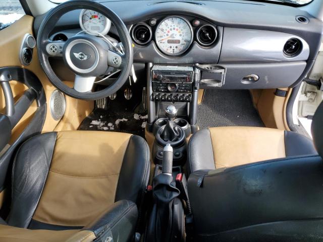 Photo 8 from auction – 2006 MINI COOPER S with VIN WMWRE33546TL21805