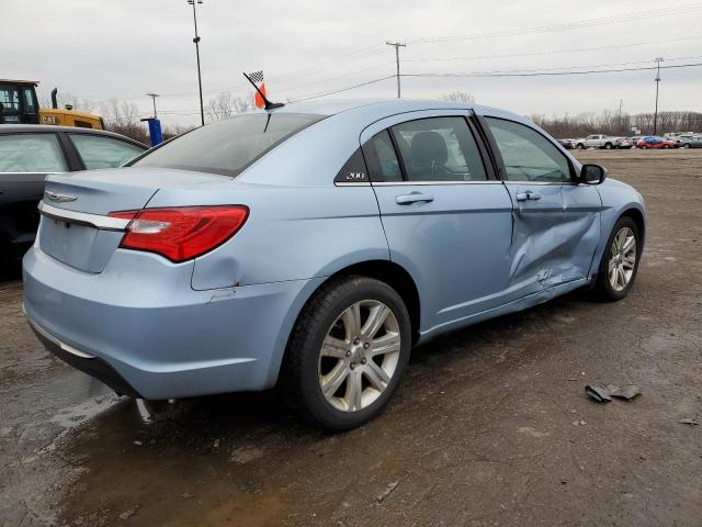 Photo 3 from auction – 2012 CHRYSLER 200 TOURIN with VIN 1C3CCBBB1CN176811