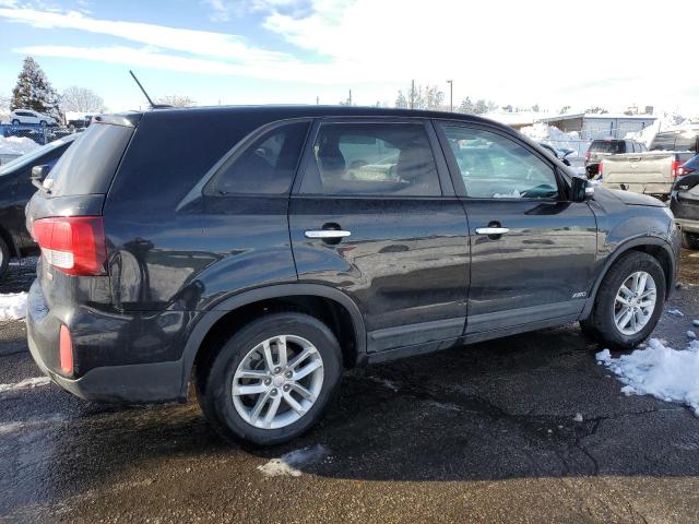 Photo 3 from auction – 2015 KIA SORENTO LX with VIN 5XYKTCA69FG614665
