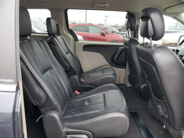 Photo 11 from auction – 2014 CHRYSLER TOWN & COU with VIN 2C4RC1BG8ER317214