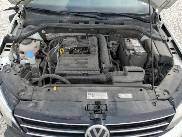 Photo 11 from auction – 2018 VOLKSWAGEN JETTA SE with VIN 3VWDB7AJ6JM209590