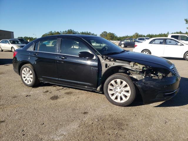 Photo 4 from auction – 2014 CHRYSLER 200 LX with VIN 1C3CCBAB0EN213464