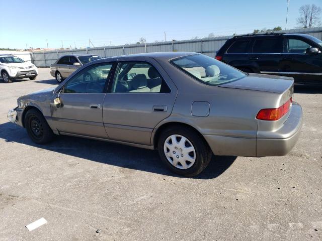 Photo 2 from auction – 2000 TOYOTA CAMRY CE with VIN 4T1BG22K1YU002175