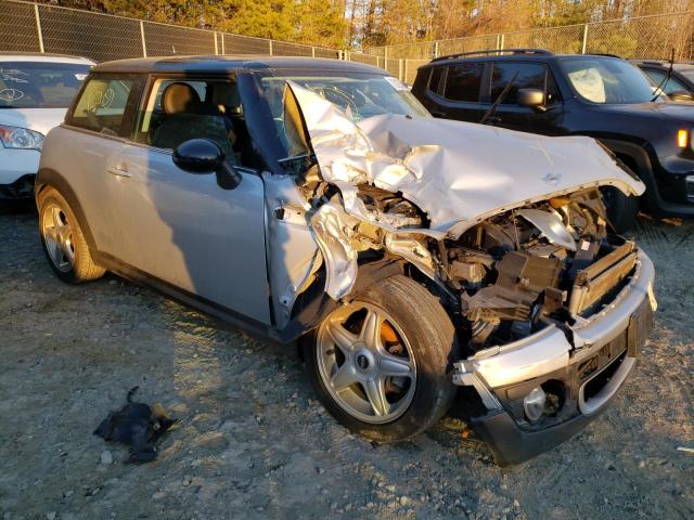 Photo 4 from auction – 2007 MINI COOPER with VIN WMWMF33517TT55340