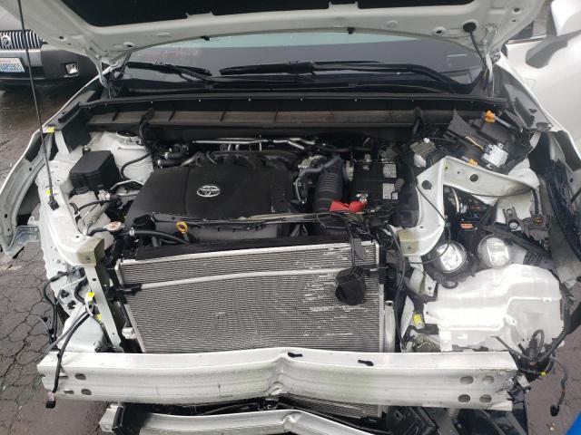 Photo 11 from auction – 2022 TOYOTA HIGHLANDER with VIN 5TDHZRBH9NS173777