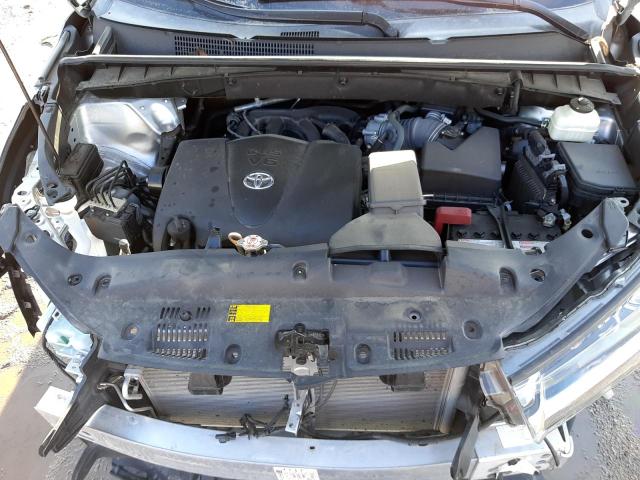 Photo 12 from auction – 2019 TOYOTA HIGHLANDER with VIN 5TDDZRFH9KS969837