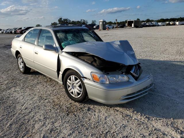 Photo 4 from auction – 2000 TOYOTA CAMRY CE with VIN 4T1BG22K8YU011469