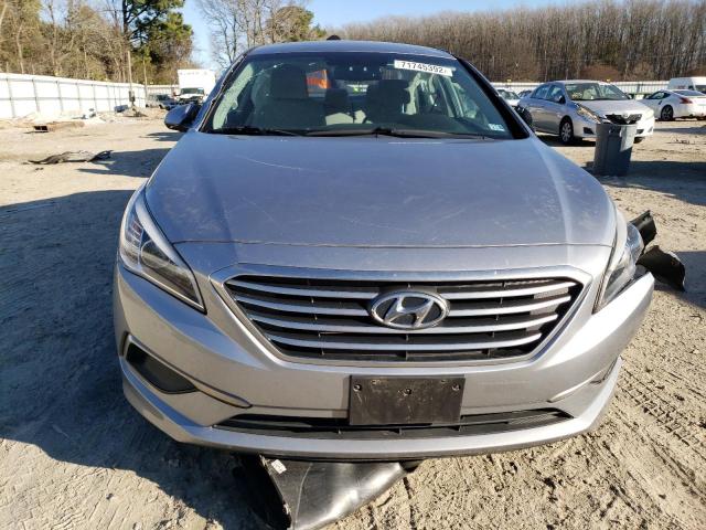 Photo 5 from auction – 2017 HYUNDAI SONATA SE with VIN 5NPE24AF0HH522250