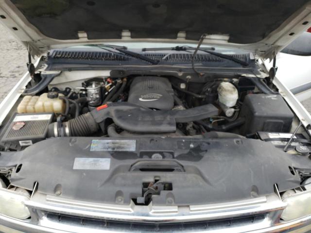 Photo 12 from auction – 2003 CHEVROLET SUBURBAN C with VIN 3GNEC16TX3G107696