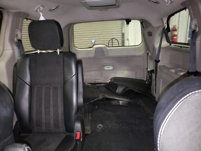 Photo 10 from auction – 2014 CHRYSLER TOWN & COU with VIN 2C4RC1CG3ER328765