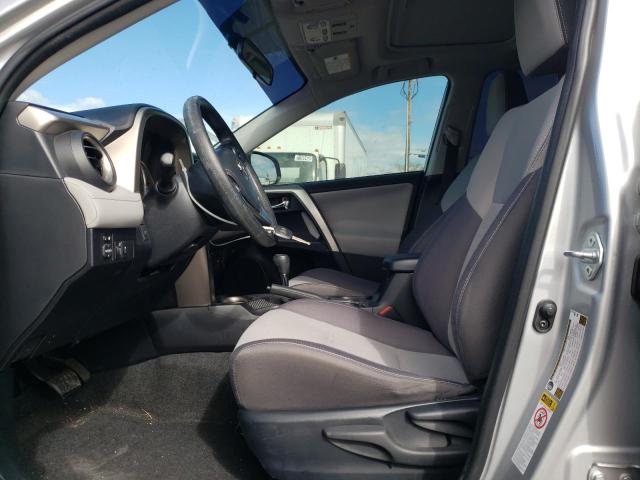 Photo 7 from auction – 2015 TOYOTA RAV4 XLE with VIN JTMWFREV4FD046644