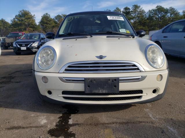 Photo 5 from auction – 2005 MINI COOPER with VIN WMWRC33585TK61452