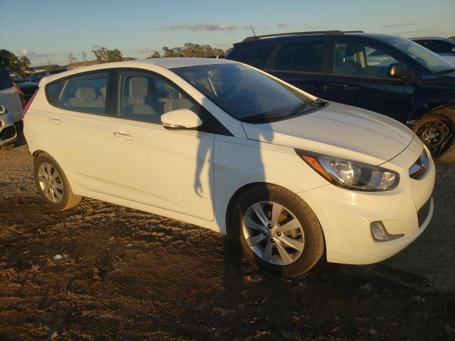 Photo 4 from auction – 2013 HYUNDAI ACCENT GLS with VIN KMHCU5AEXDU080734