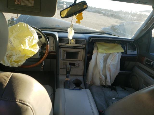 Photo 8 from auction – 2004 LINCOLN NAVIGATOR with VIN 5LMFU27R44LJ13977