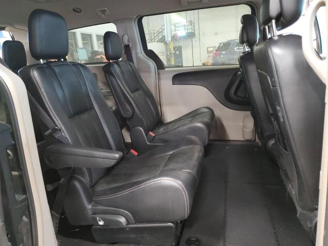 Photo 11 from auction – 2012 CHRYSLER TOWN & COU with VIN 2C4RC1BG4CR351082