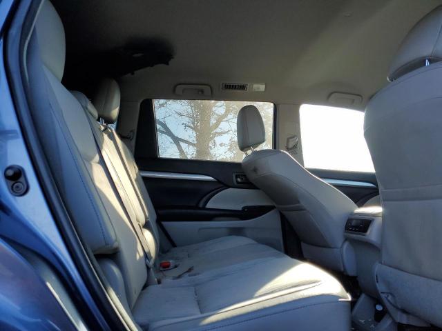 Photo 11 from auction – 2016 TOYOTA HIGHLANDER with VIN 5TDBKRFH6GS302386
