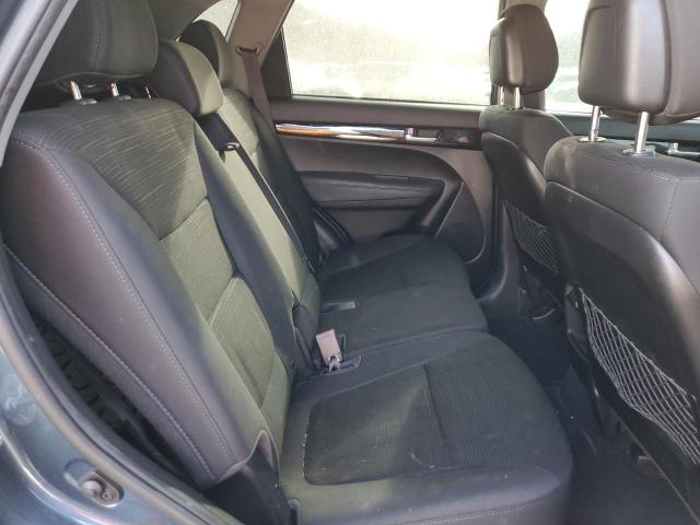 Photo 11 from auction – 2015 KIA SORENTO LX with VIN 5XYKTCA63FG558805