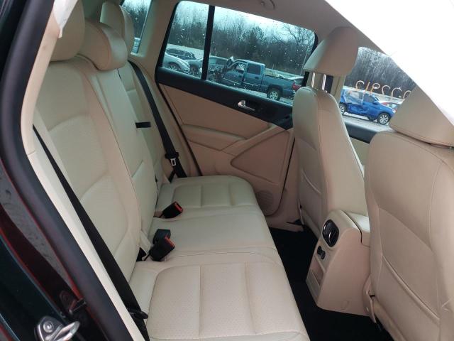 Photo 11 from auction – 2012 VOLKSWAGEN TIGUAN S with VIN WVGAV7AX2CW559072