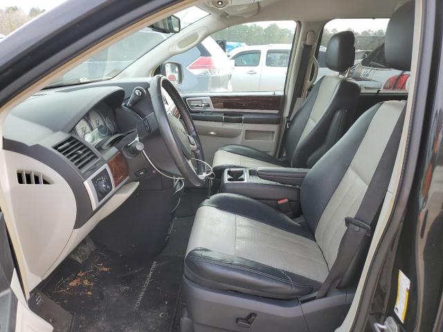 Photo 7 from auction – 2010 CHRYSLER TOWN & COU with VIN 2A4RR8DX8AR392908