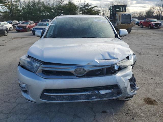 Photo 5 from auction – 2011 TOYOTA HIGHLANDER with VIN JTEDC3EH9B2000140