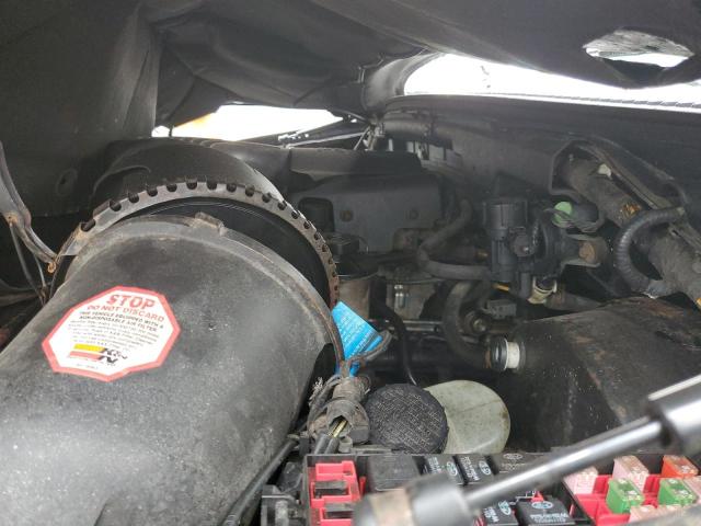 Photo 11 from auction – 2002 FORD F150 with VIN 1FTRX18W42NA38046