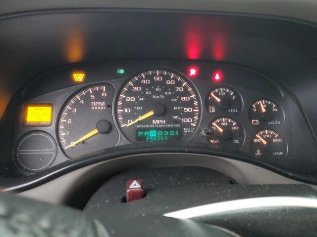 Photo 9 from auction – 2000 CHEVROLET SILVERADO with VIN 1GCEK19T0YZ235704