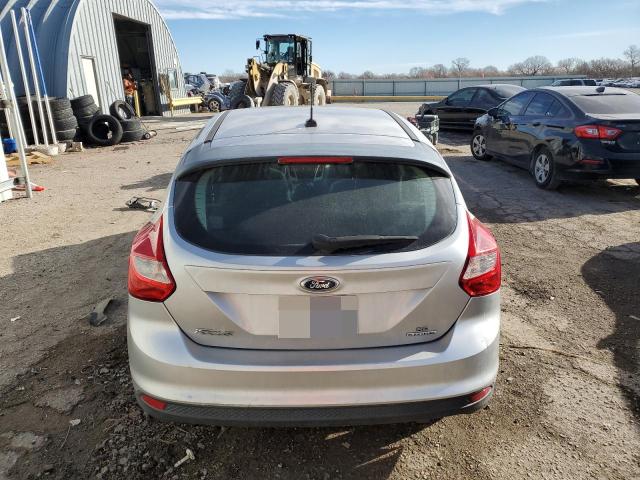Foto 6 de la subasta – 2014 FORD FOCUS SE con VIN 1FADP3K25EL314459