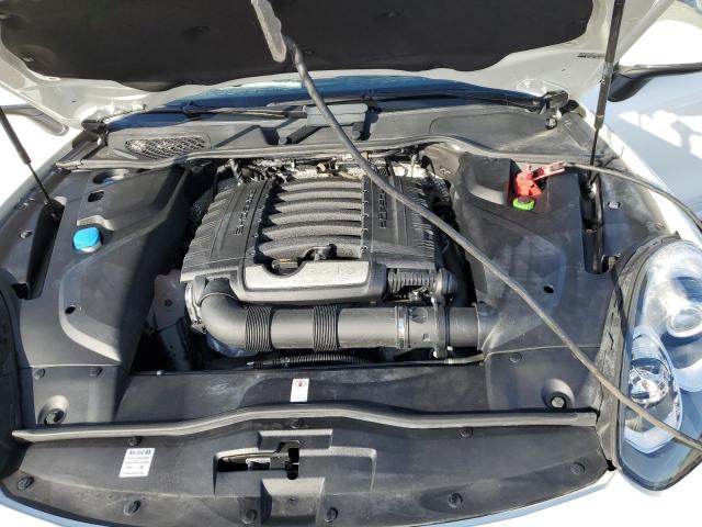 Фото 11 с аукциона – 2017 PORSCHE CAYENNE с VIN WP1AA2A21HKA87421