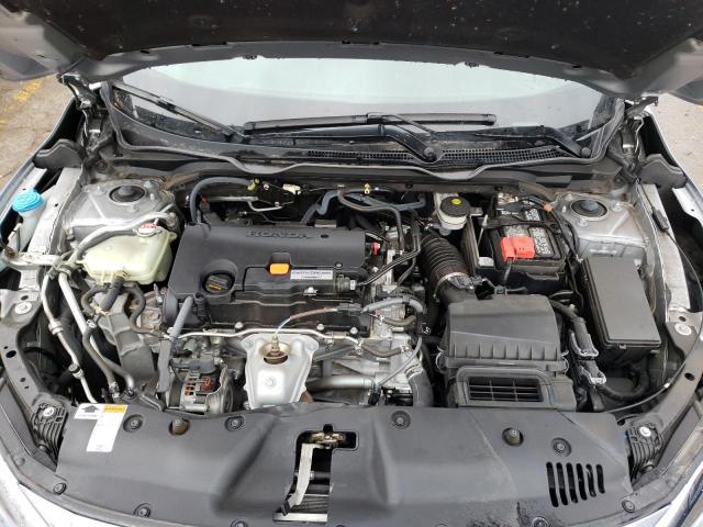 Photo 11 from auction – 2018 HONDA CIVIC LX with VIN 19XFC2F58JE030940