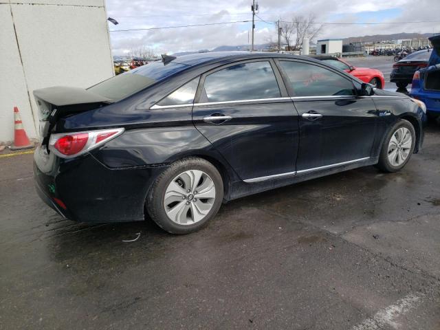 Photo 3 from auction – 2013 HYUNDAI SONATA HYB with VIN KMHEC4A44DA100362