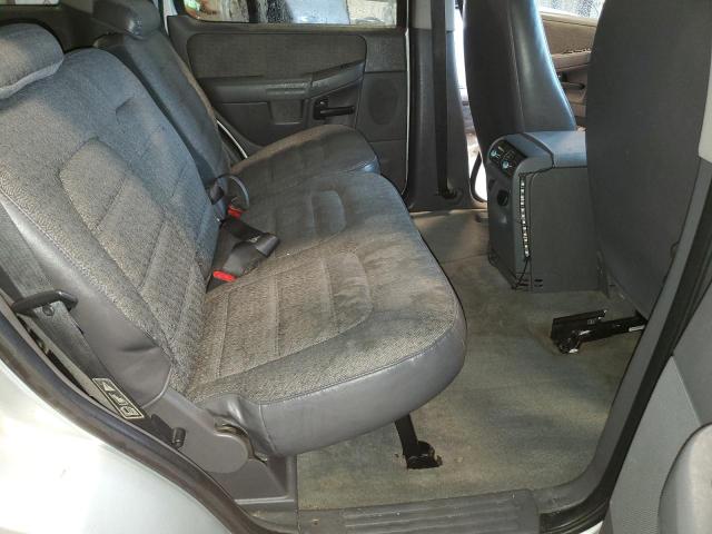 Photo 11 from auction – 2002 FORD EXPLORER X with VIN 1FMZU72E32UA67437