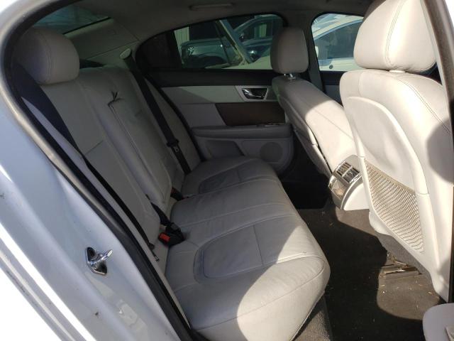 Photo 10 from auction – 2015 JAGUAR XF 2.0T PR with VIN SAJWA0FS3FPU56172