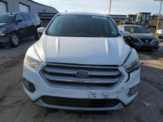 Photo 5 from auction – 2017 FORD ESCAPE SE with VIN 1FMCU9G90HUE63895